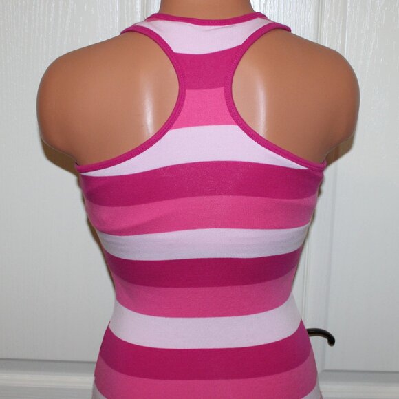 Pretty Fitted Pink Striped Racer Back V-Neck Shelf Bra Stretch Tank Top - Picture 5 of 6